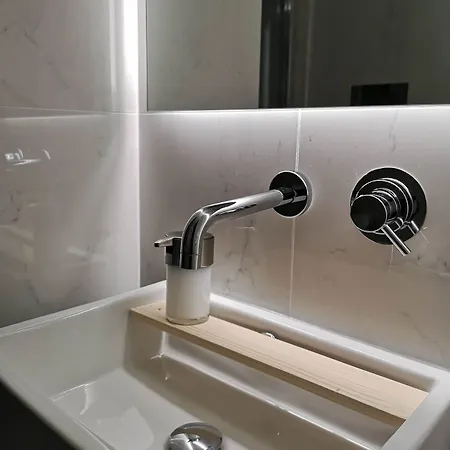 Comfort Nocleg ze śniadaniem 3*